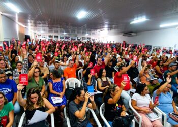 Professores de Natal entram em greve a partir de quinta (6)