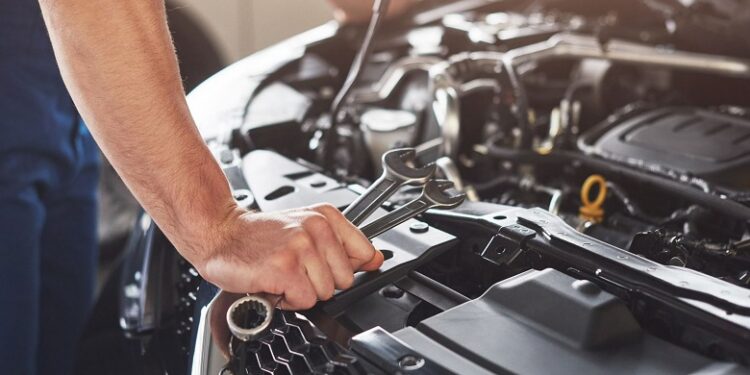 Centro Automotivo da Ferreira Costa de Natal reúne serviços do check-list de viagem e condições especiais durante o Mês do Automóvel