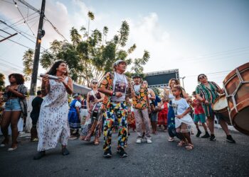 Ecopraça apresenta Vila do Futuro, edição especial que ocupa a Vila de Ponta Negra com memória, cultura e imaginação coletiva