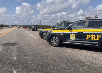 Jovem morre em acidente na BR-304 no RN, e condutor de carro é preso com sinais de embriaguez