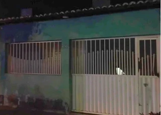 Vídeo: Homem é morto a tiros após ter casa invadida em Mossoró. Os próprios criminosos registraram a ação