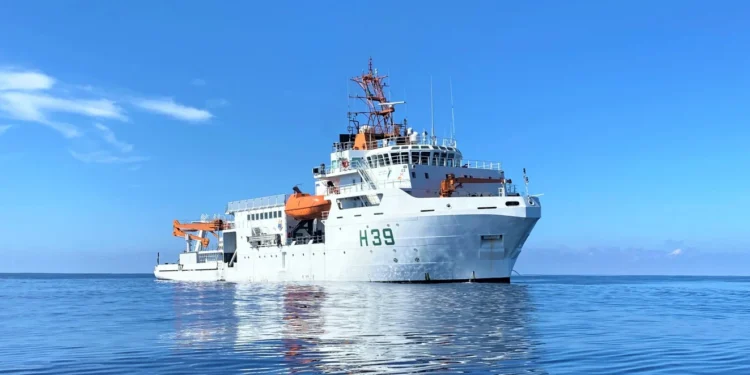 Navio de pesquisa da Marinha abre para visitação gratuita em Natal