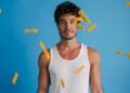 Tiago Iorc celebra os dez anos do sucesso de ´Troco Likes´ com turnê comemorativa