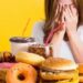 “Eu mereço”: por que um dia difícil costuma terminar em chocolate, pizza ou hambúrguer?