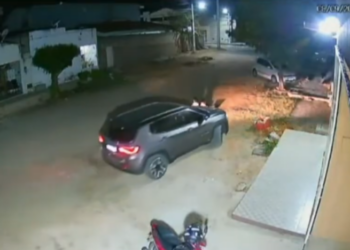 Duas crianças são atropeladas por carro durante manobra em Caicó