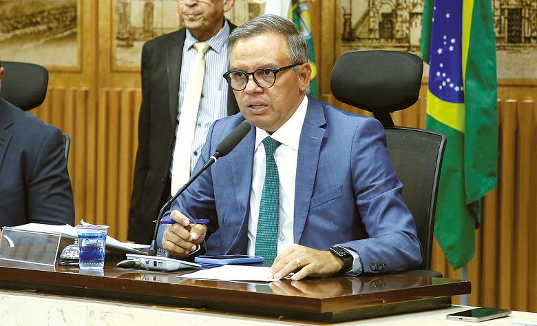 Aldo Clemente é eleito presidente da Câmara de Natal para biênio 2027-2028