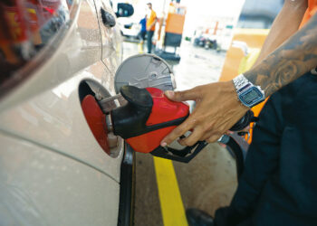 Diesel sobe e gasolina e etanol caem em Natal em outubro, aponta pesquisa