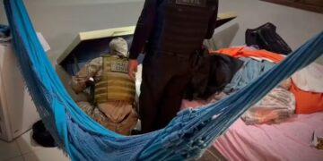 PM é preso ao tentar destruir provas em operação contra organização criminosa em Mossoró