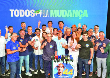 Paulinho Freire e 23 vereadores de Natal anunciam apoio a Allyson no segundo turno