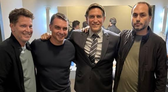 Liquidante do Banco Master diz à Câmara não haver registro de patrocínio a filme sobre Bolsonaro