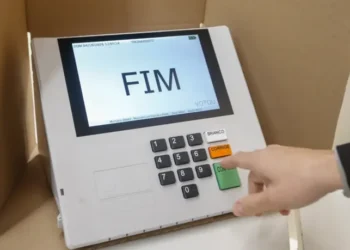 Nas duas primeiras horas de votação, 467 urnas foram substituídas; RN teve 11