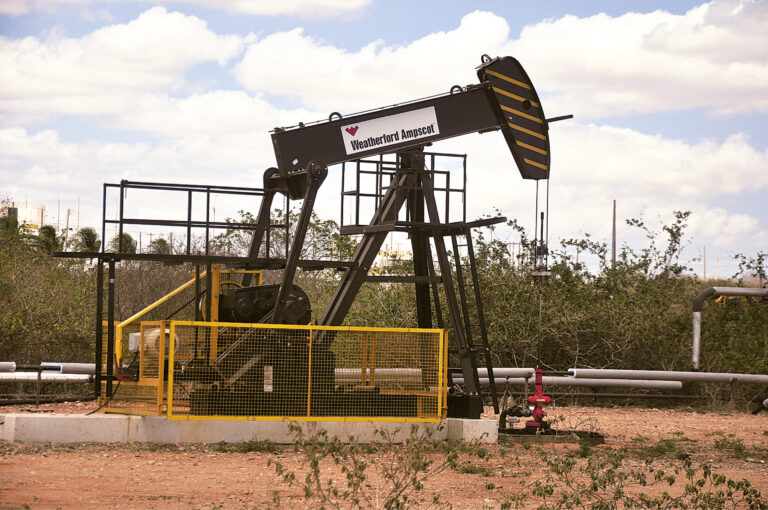 Produção de petróleo cai 17,8% e exige novos investimentos no RN